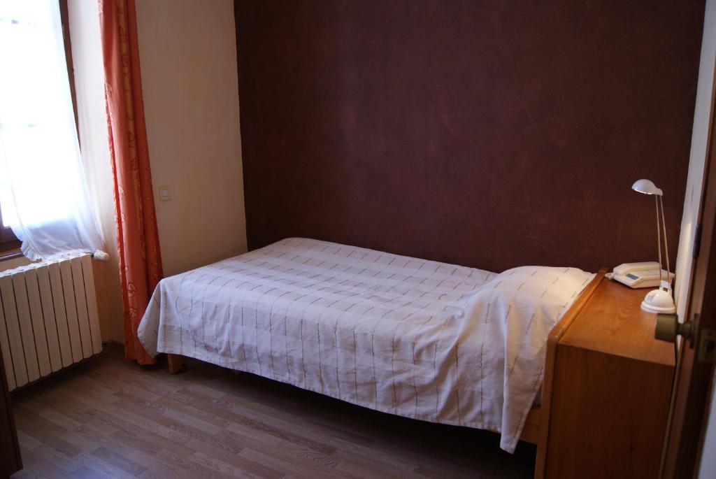 Logis Hotel De La Paix - טורנוס חדר תמונה